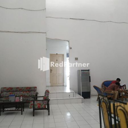 Hotel Samrat Palu RedPartner Exterior foto